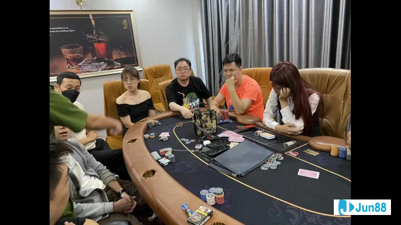 Ông trùm Poker nổi tiếng Ông trùm Poker nổi tiếng