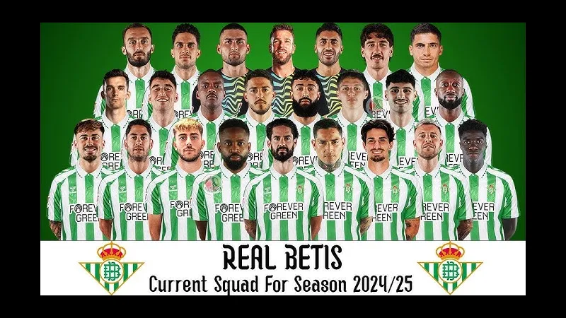 Cầu thủ Real Betis đang tấn công mạnh mẽ trước hàng phòng ngự của Feyenoord Cầu thủ Real Betis đang tấn công mạnh mẽ trước hàng phòng ngự của Feyenoord